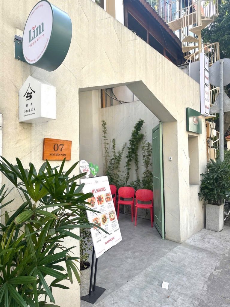 LOCASIS JAPANESE SERVICE APARTMENT