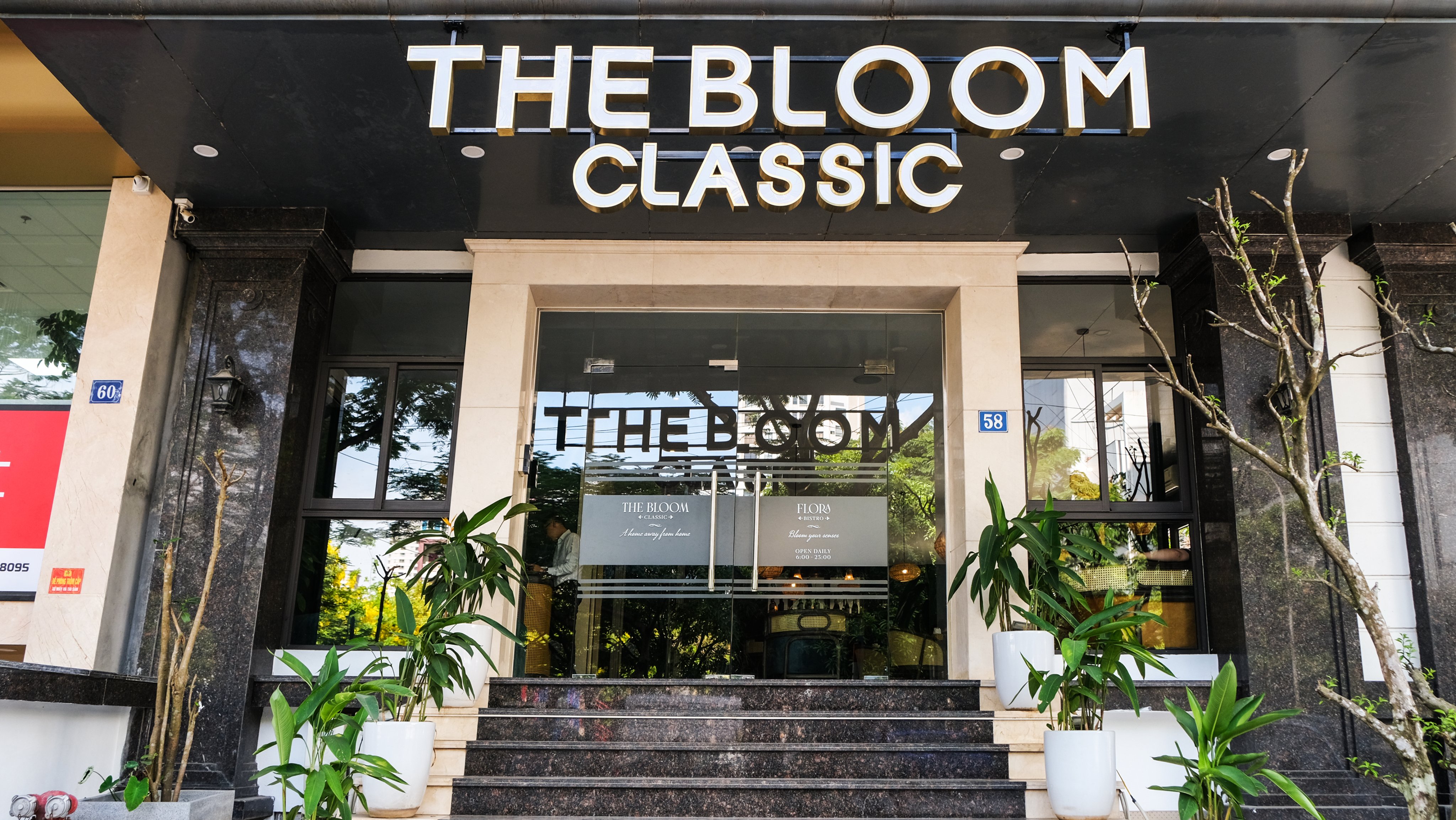 Khách sạn The Bloom Classic